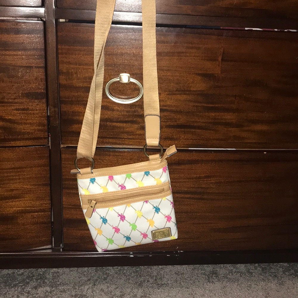 Shoulder bag
